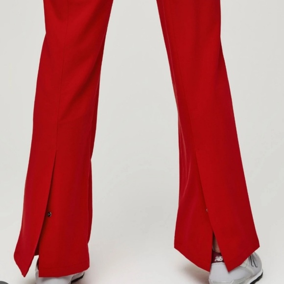 Figs Women's Lemarie Slim Flare Scrub Pants - Picture 6 of 10